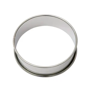 Cakering met kraalrand met een diameter van 8 centimeter en een hoogte van 2,5 centimeter