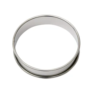 Cakering met kraalrand met een diameter van 8 centimeter en een hoogte van 2 centimeter