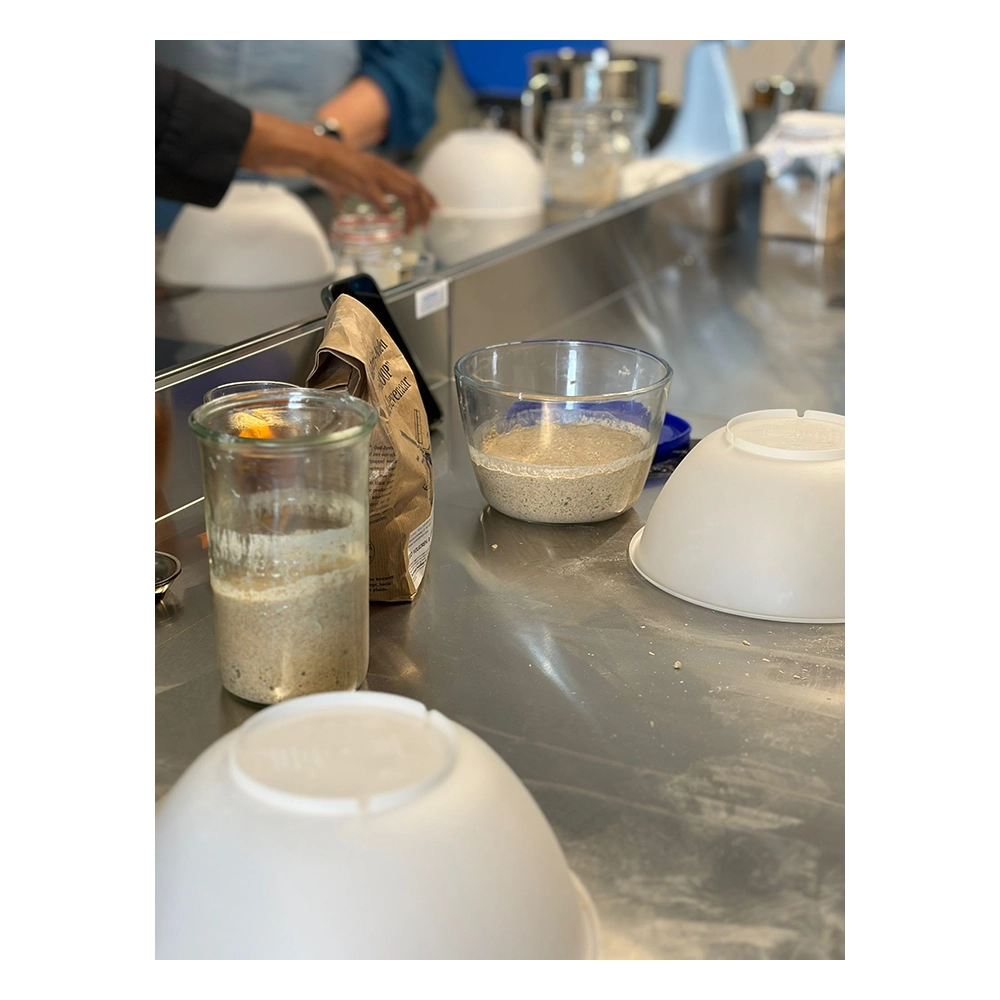 Workshop zuurdesembrood bakken
